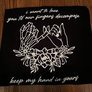 Love never dies sweatshirt